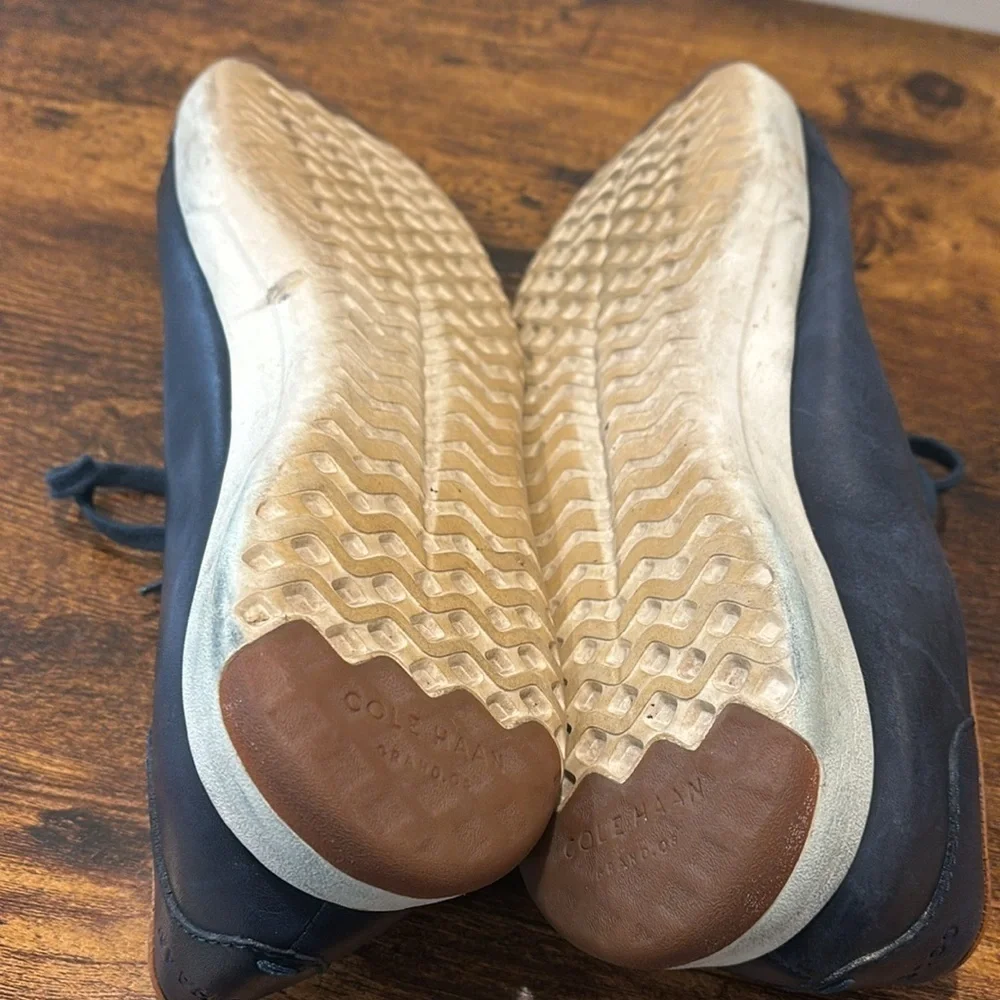 Cole Haan mens Grand Pro Sneaker  leather blue size 10.5